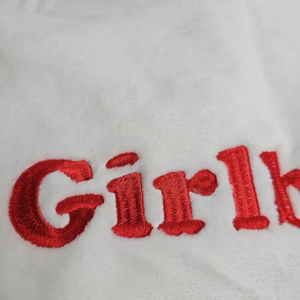 COCUS POCUS - Girlboss Plush Fleece Nap Blanket‎